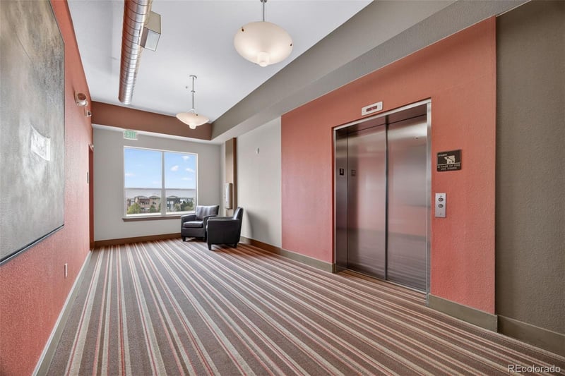 10111 Inverness Main St #302, Englewood, CO 80112