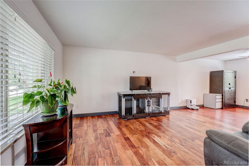 7246 Quebec Ct, Centennial, CO 80112