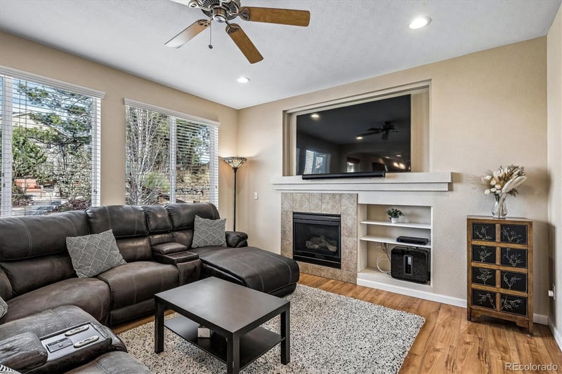 24377 Davies Pl, Aurora, CO 80016