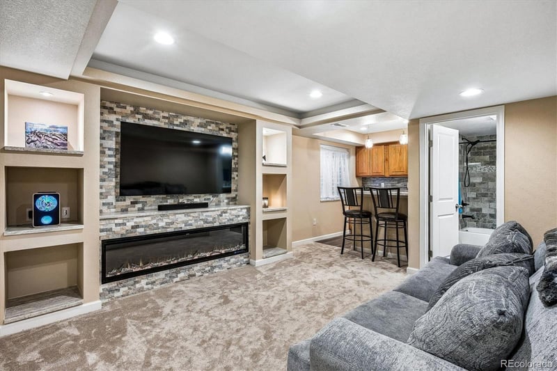 24377 Davies Pl, Aurora, CO 80016