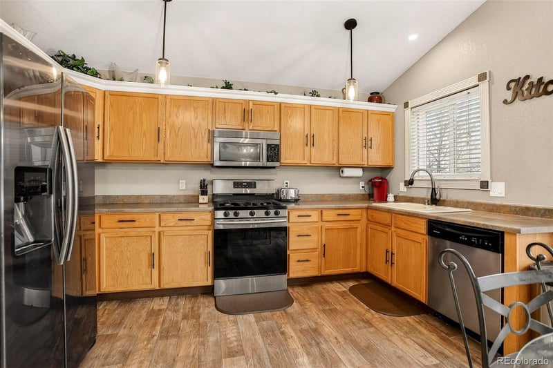 5479 Valdai St, Aurora, CO 80015