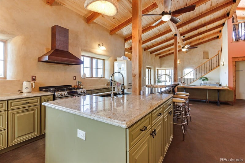 619 Black Diamond Dr, Walsenburg, CO 81089