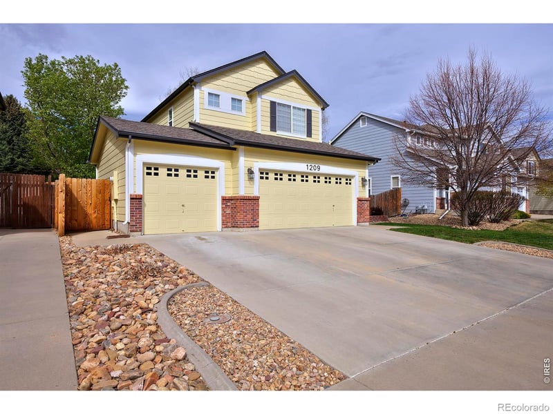 1209 Button Rock Dr, Longmont, CO 80504