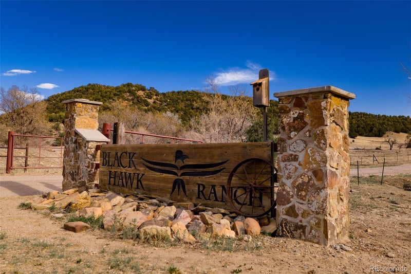 84 North Mountain, Walsenburg, CO 81089