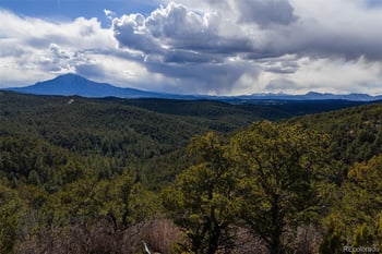 84 North Mountain, Walsenburg, CO 81089