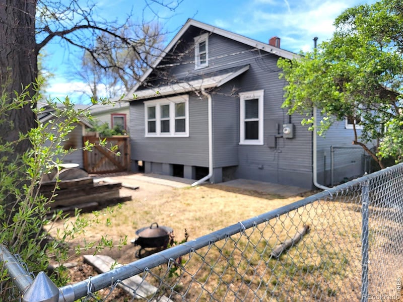 130 2nd Ave, Sterling, CO 80751