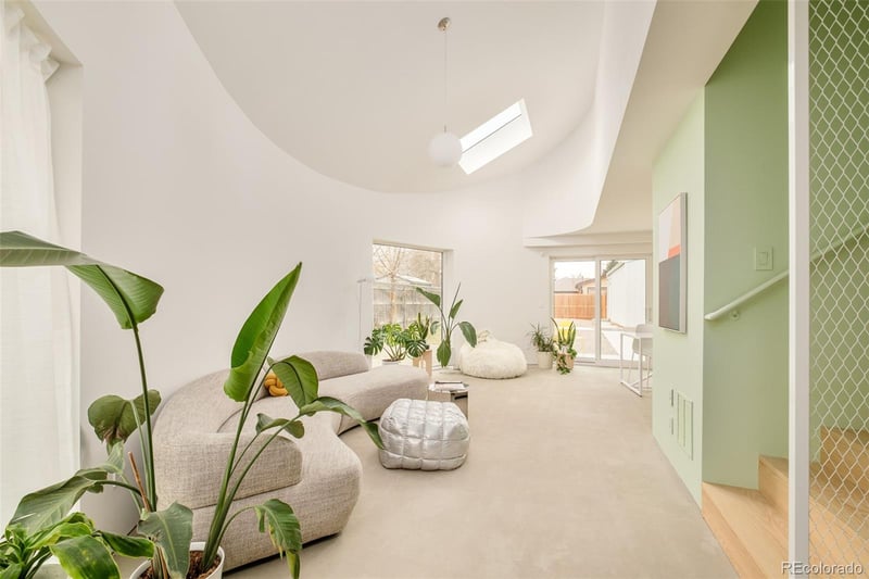 1675 Verbena St, Denver, CO 80220