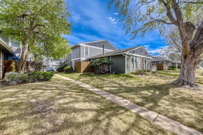 10001 Evans Ave #82B, Aurora, CO 80247