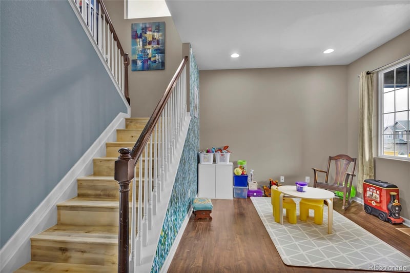 7679 Blue Water Dr, Castle Rock, CO 80108