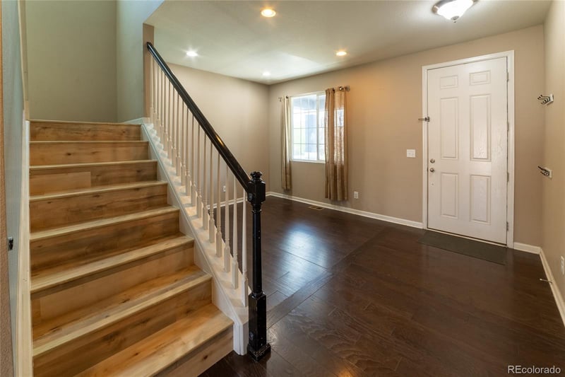 7679 Blue Water Dr, Castle Rock, CO 80108