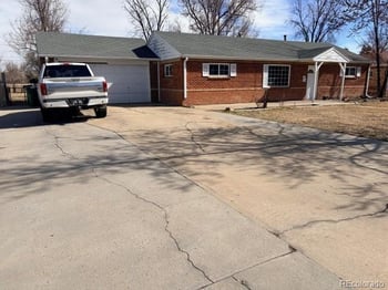 129 Del Mar Cir, Aurora, CO 80011