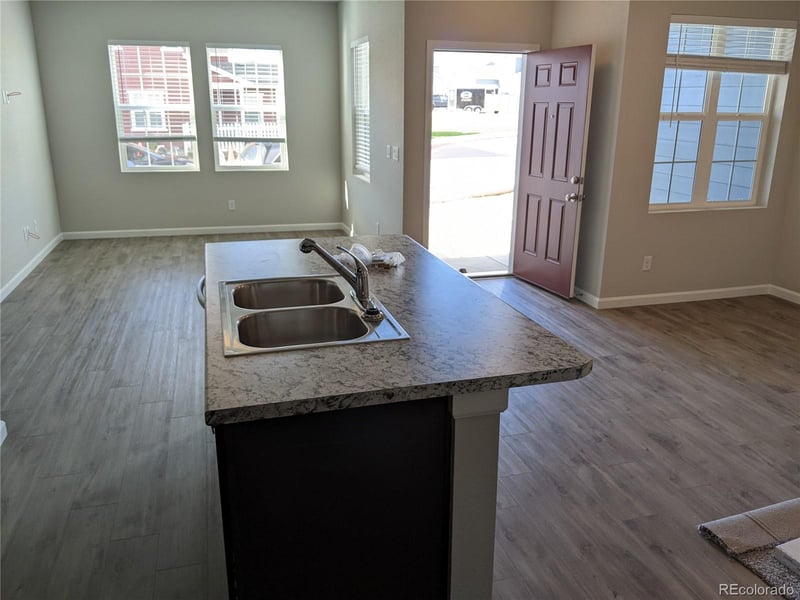 5331 Mountain Vista Hts, Colorado Springs, CO 80924