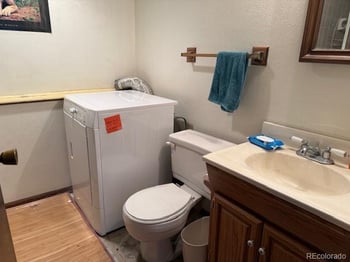 17712 Columbia Ave, Aurora, CO 80013