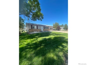 207 3rd St, Kersey, CO 80644
