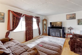 925 101st Ave, Northglenn, CO 80260