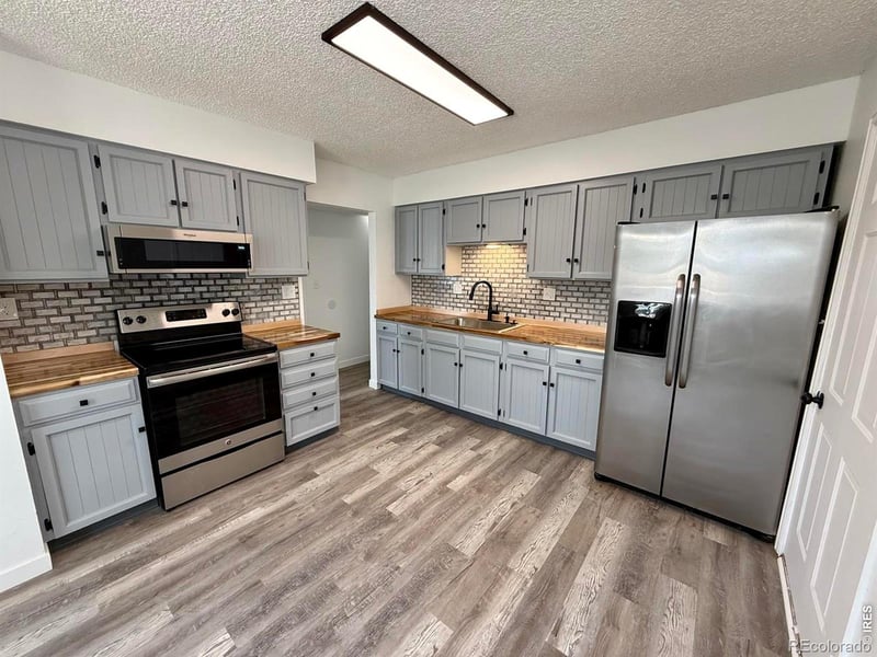 121 Aragon Ct, Milliken, CO 80543