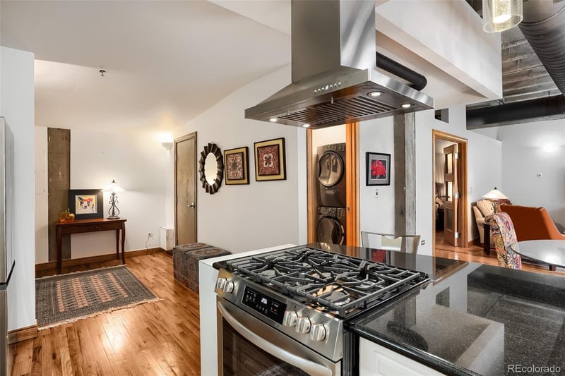 1020 15th St #214, Denver, CO 80202