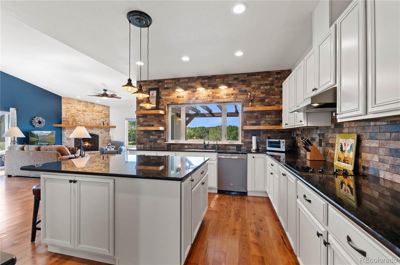 410 Rodeo Dr, Walsenburg, CO 81089