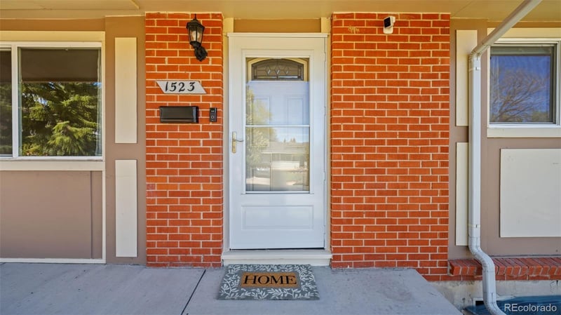 1523 Saratoga Dr, Colorado Springs, CO 80910