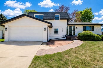 7197 S Fairfax Ct, Centennial, CO 80122