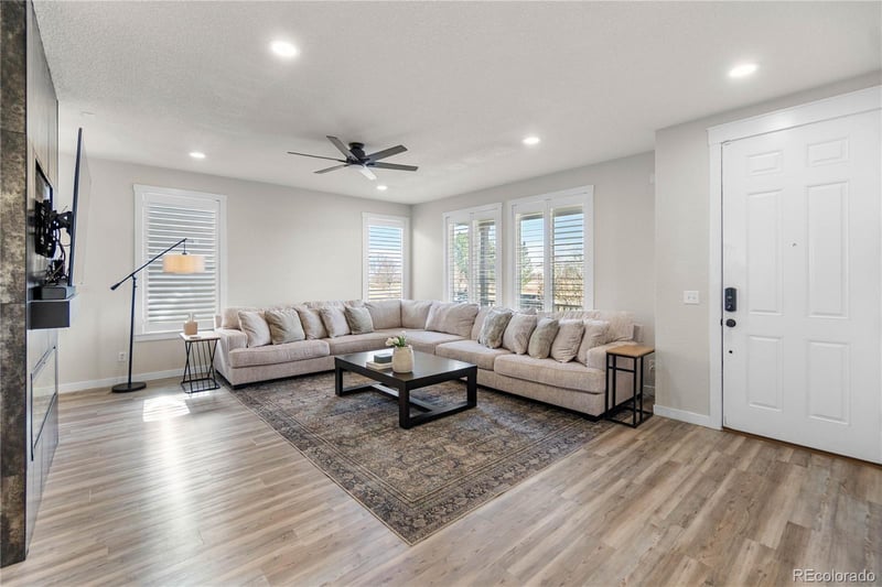 17252 Parkside Dr, Commerce City, CO 80022