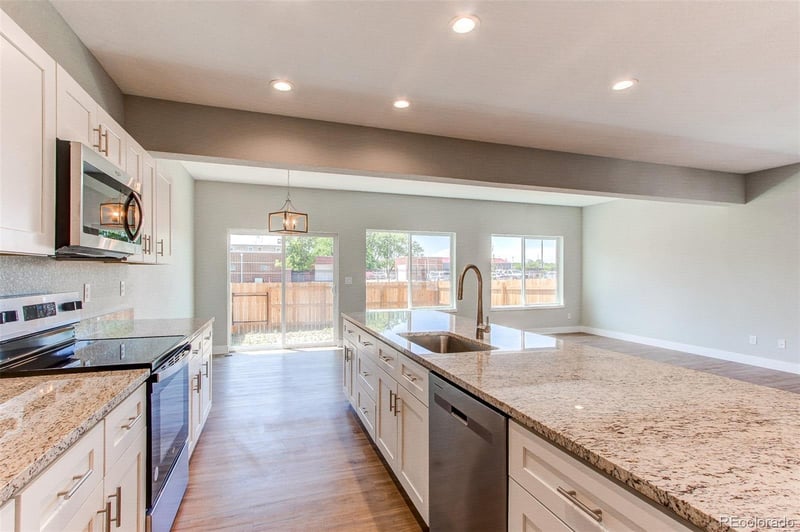 412 Molly Ln, Fort Morgan, CO 80701