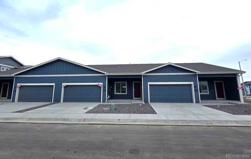 412 Molly Ln, Fort Morgan, CO 80701