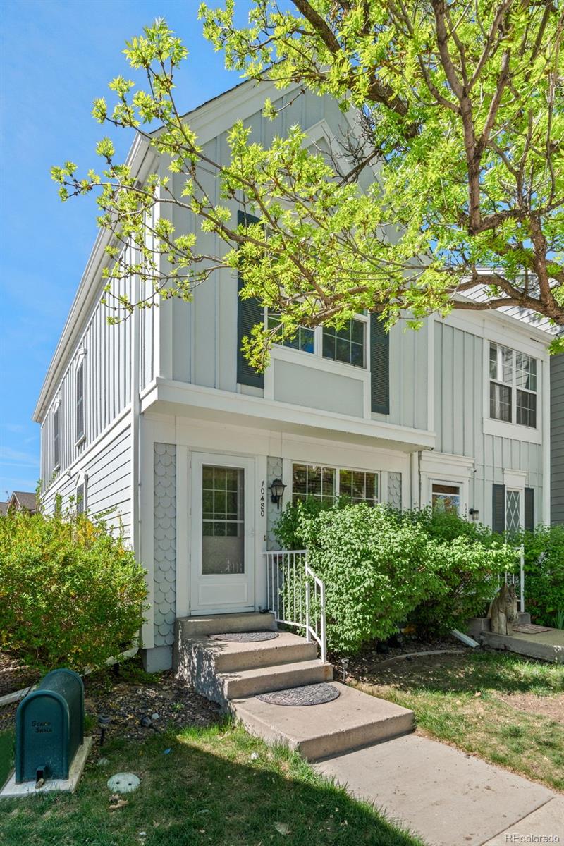 10480 Dartmouth Ave, Lakewood, CO 80227