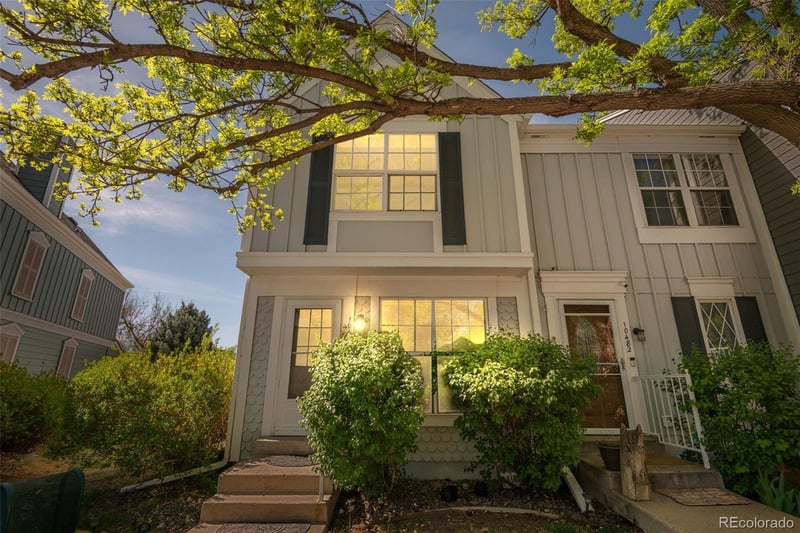 10480 Dartmouth Ave, Lakewood, CO 80227