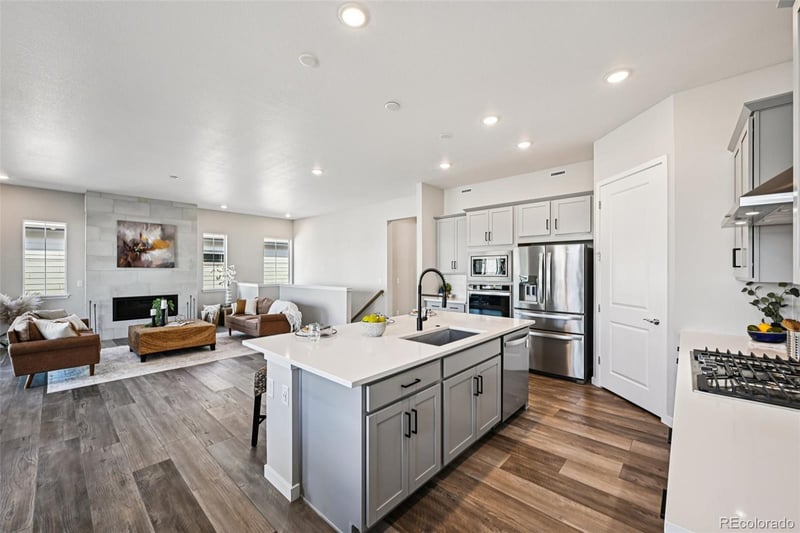 8735 Quemoy St, Aurora, CO 80016