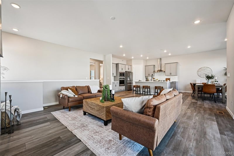 8735 Quemoy St, Aurora, CO 80016