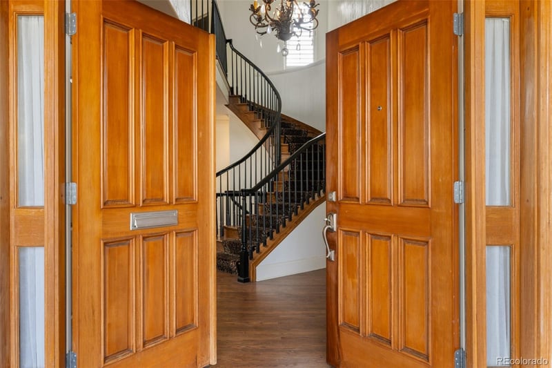 501 Clayton St, Denver, CO 80206