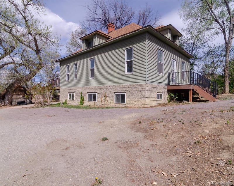 445 Hover St, Longmont, CO 80501