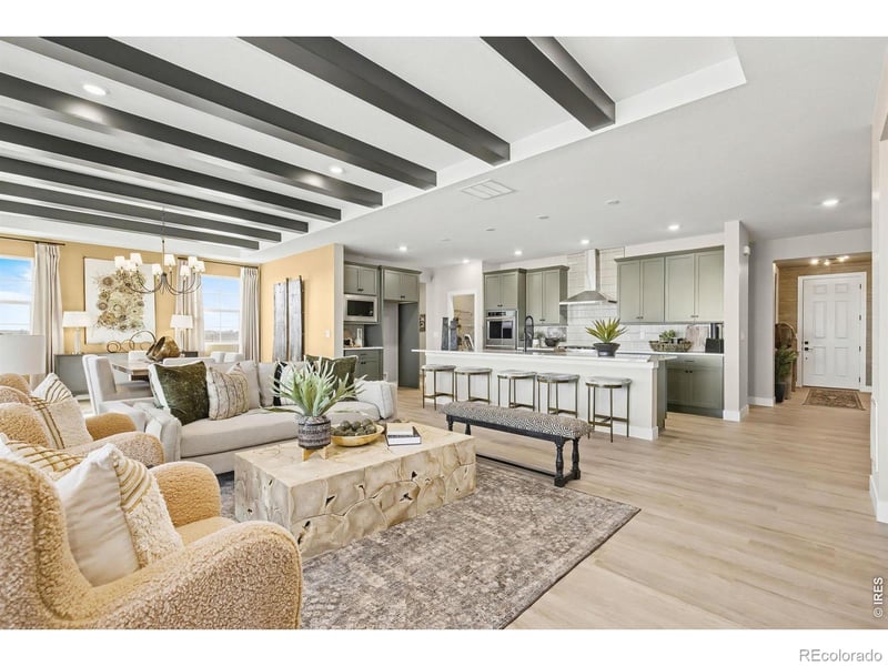 376 Rustic Barn Ln, Berthoud, CO 80513