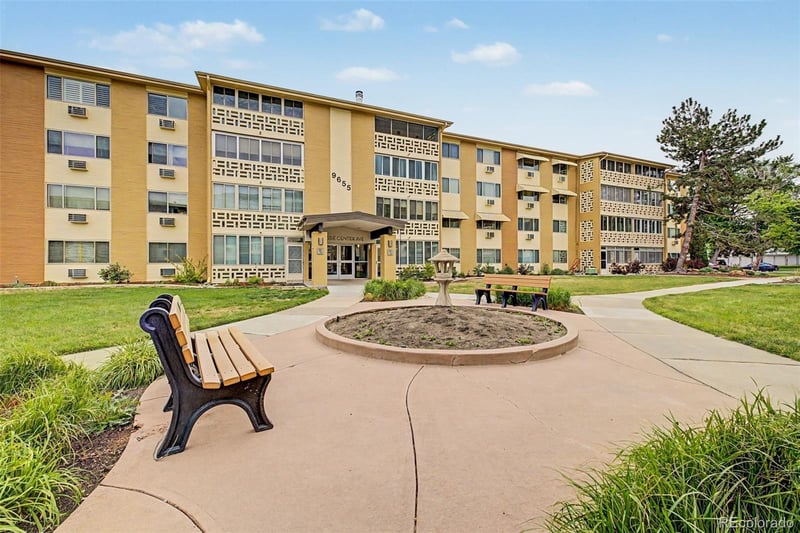 9655 Center Ave #6D, Denver, CO 80247