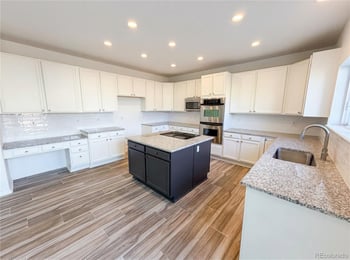 5403 Sicily Way, Aurora, CO 80015