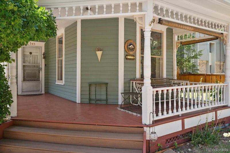 345 Mountain View Ave, Longmont, CO 80501