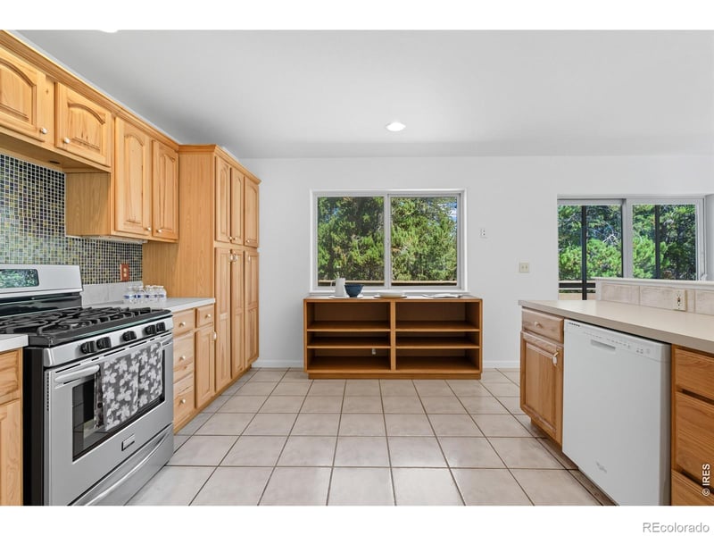 4 Gap Rd, Black Hawk, CO 80422