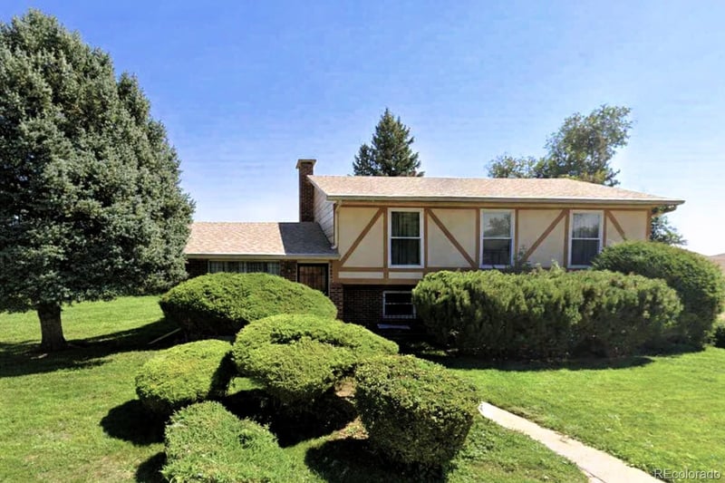 9966 Elizabeth St, Thornton, CO 80229