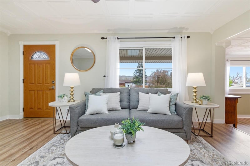 15790 10th Ave, Golden, CO 80401