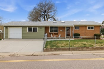 15790 10th Ave, Golden, CO 80401