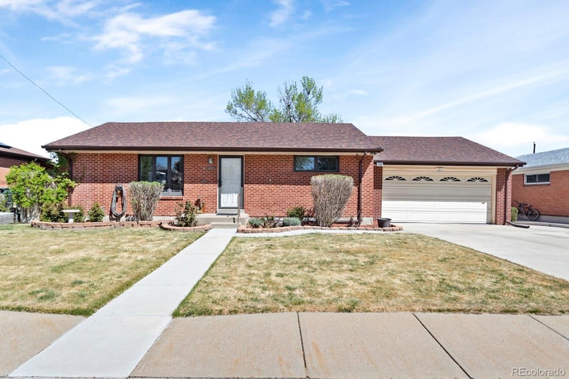 241 105th Ave, Northglenn, CO 80233