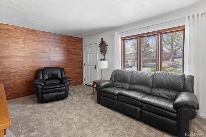 241 105th Ave, Northglenn, CO 80233