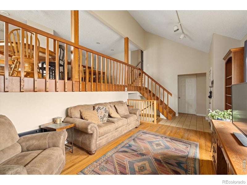 1535 Amherst Dr, Longmont, CO 80503