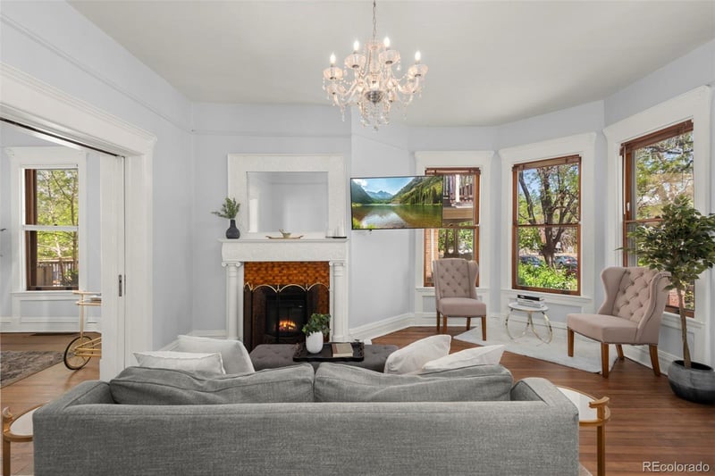 1351 N Franklin St, Denver, CO 80218