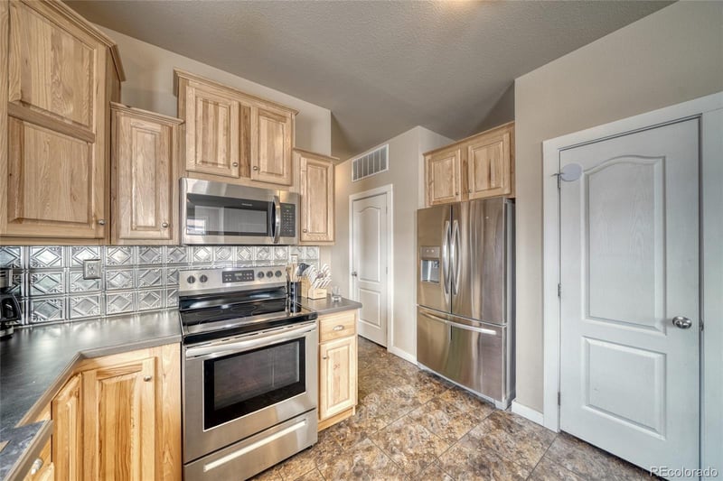203 Chestnut St, Leadville, CO 80461