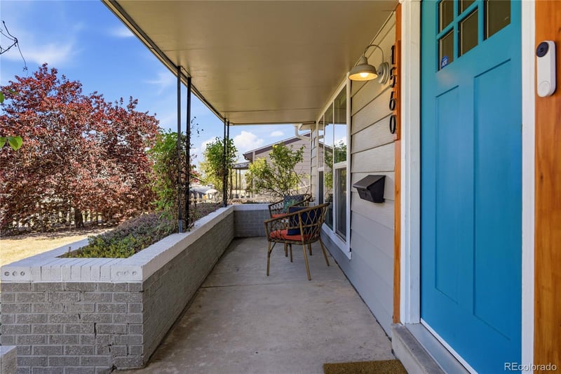 1560 Beekman Pl, Denver, CO 80221