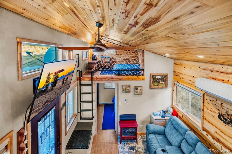 189 Goldenburg Canyon Rd, Hartsel, CO 80449