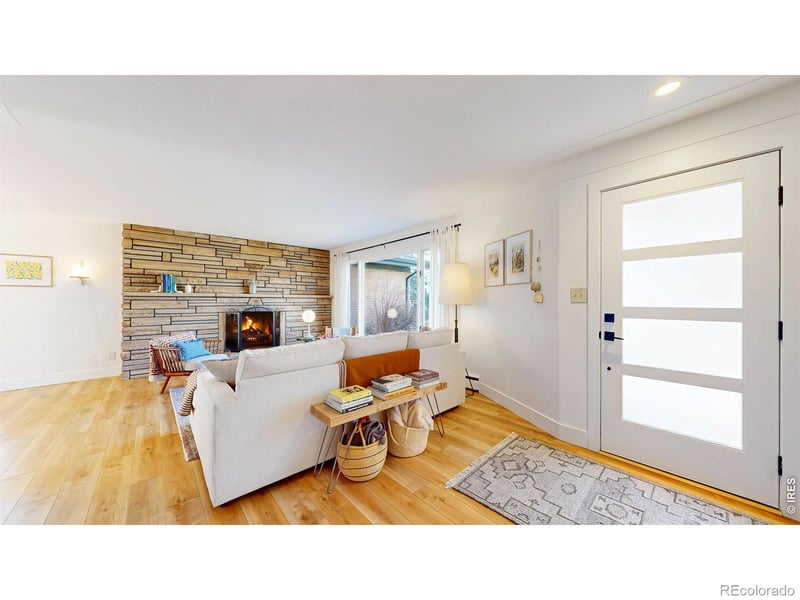 1516 Ruart Dr, Loveland, CO 80538