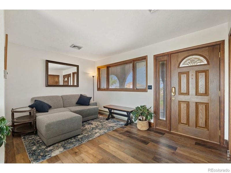 112 Bachar Dr, Fort Morgan, CO 80701